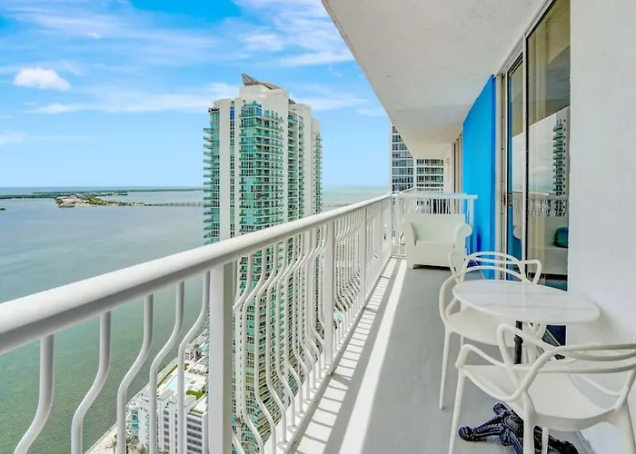 3Br Penthouse With European Flair N Amazing Views