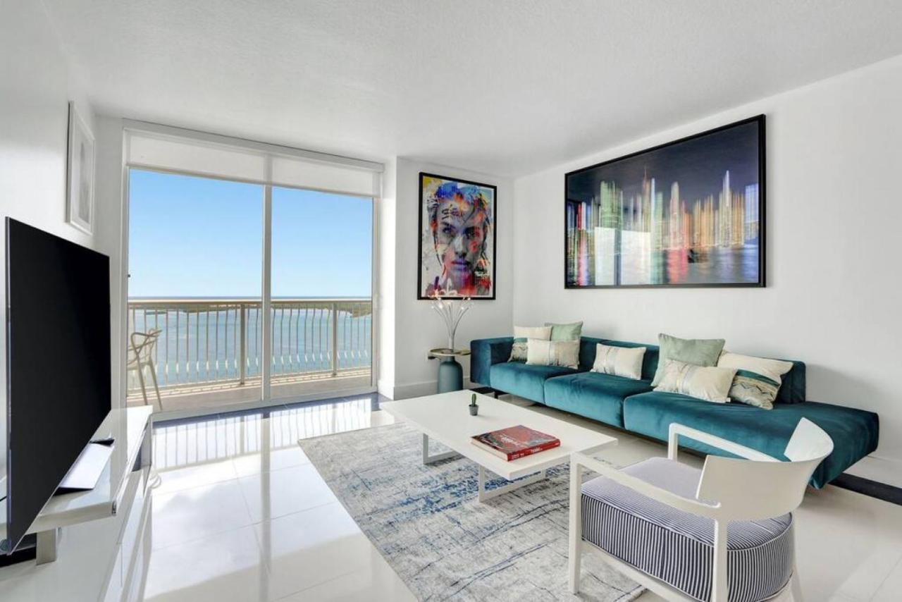3br Penthouse With European Flair N Amazing Views *
